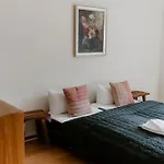 Apartamento Haus Wanderlust - Zwei In Einem Haus Für Bis Zu 13 Personen - Naturnah, Stilvoll Eingerichtet - Ideal Für Familien Und Gruppen *