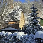 Haus Wanderlust - Zwei In Einem Haus Für Bis Zu 13 Personen - Naturnah, Stilvoll Eingerichtet - Ideal Für Familien Und Gruppen