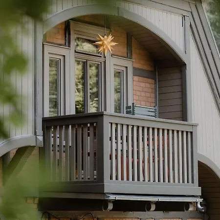 Haus Wanderlust - Zwei In Einem Haus Fuer Bis Zu 13 Personen - Naturnah, Stilvoll Eingerichtet - Ideal Fuer Familien Und Gruppen *