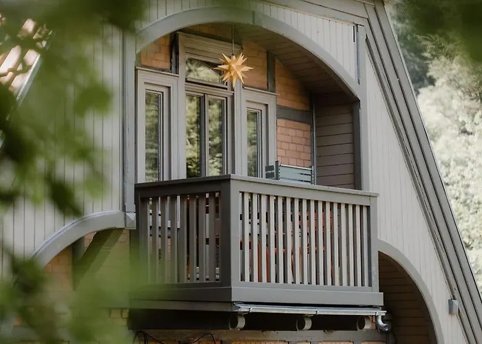 Haus Wanderlust - Zwei In Einem Haus Fuer Bis Zu 13 Personen - Naturnah, Stilvoll Eingerichtet - Ideal Fuer Familien Und Gruppen *