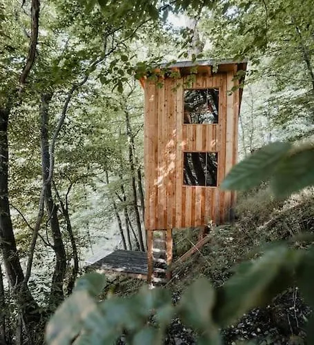 Haus Wanderlust - Zwei In Einem Haus Fuer Bis Zu 13 Personen - Naturnah, Stilvoll Eingerichtet - Ideal Fuer Familien Und Gruppen