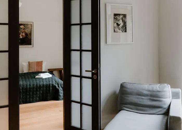 Haus Wanderlust - Zwei In Einem Haus Fuer Bis Zu 13 Personen - Naturnah, Stilvoll Eingerichtet - Ideal Fuer Familien Und Gruppen