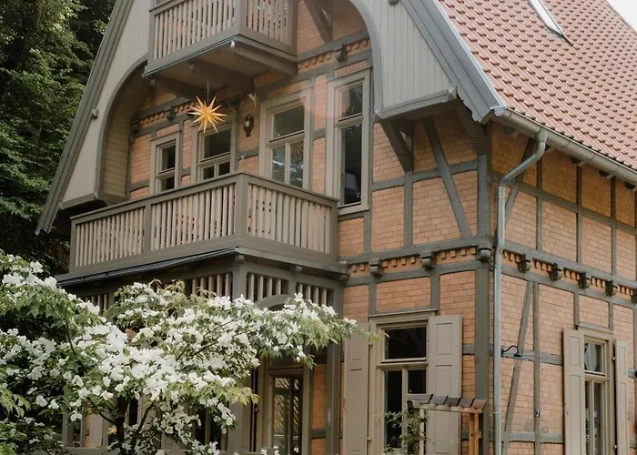 شقة Haus Wanderlust - Zwei In Einem Haus Fuer Bis Zu 13 Personen - Naturnah, Stilvoll Eingerichtet - Ideal Fuer Familien Und Gruppen *