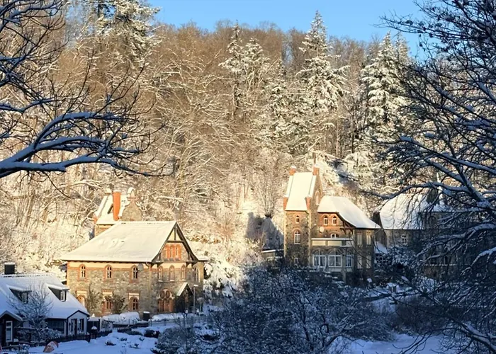 Haus Wanderlust - Zwei In Einem Haus Fuer Bis Zu 13 Personen - Naturnah, Stilvoll Eingerichtet - Ideal Fuer Familien Und Gruppen شقة *