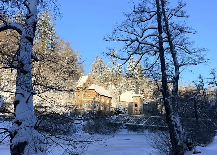 شقة Haus Wanderlust - Zwei In Einem Haus Fuer Bis Zu 13 Personen - Naturnah, Stilvoll Eingerichtet - Ideal Fuer Familien Und Gruppen ثال