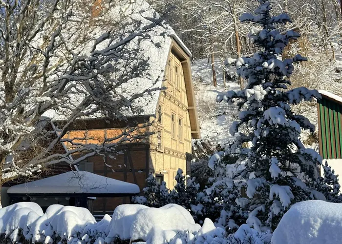 Haus Wanderlust - Zwei In Einem Haus Fuer Bis Zu 13 Personen - Naturnah, Stilvoll Eingerichtet - Ideal Fuer Familien Und Gruppen